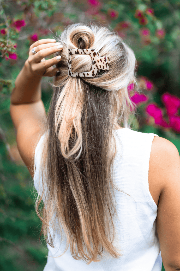 Teleties Flat Hair Clip: Blonde Tortoise