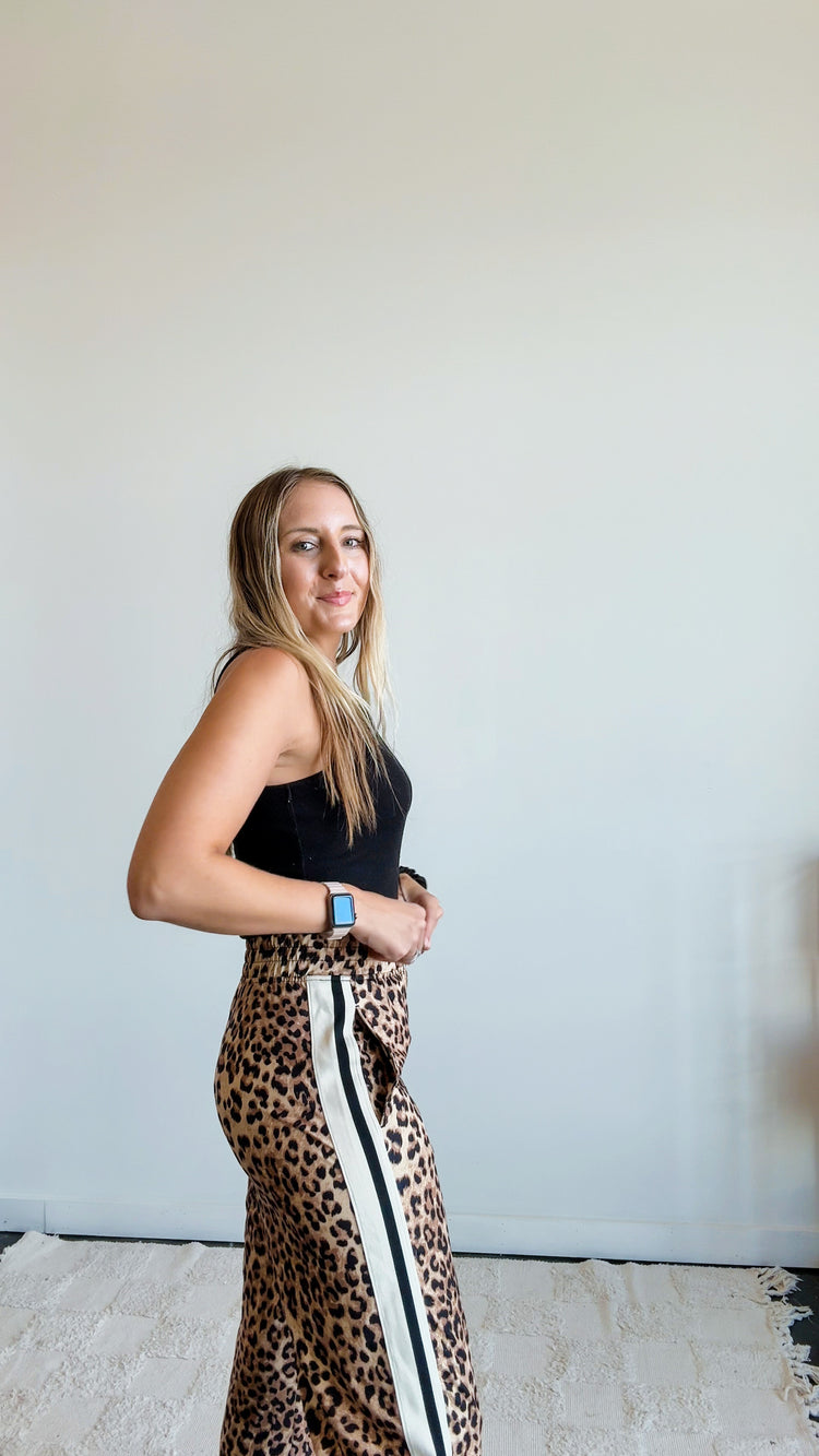 Dream Leopard Yoga Straight Leg Pants